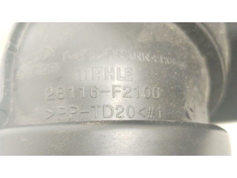 Recambio de caja filtro aire para hyundai i30 (pde, pd, pden) 1.5 referencia OEM IAM 28110M6000  