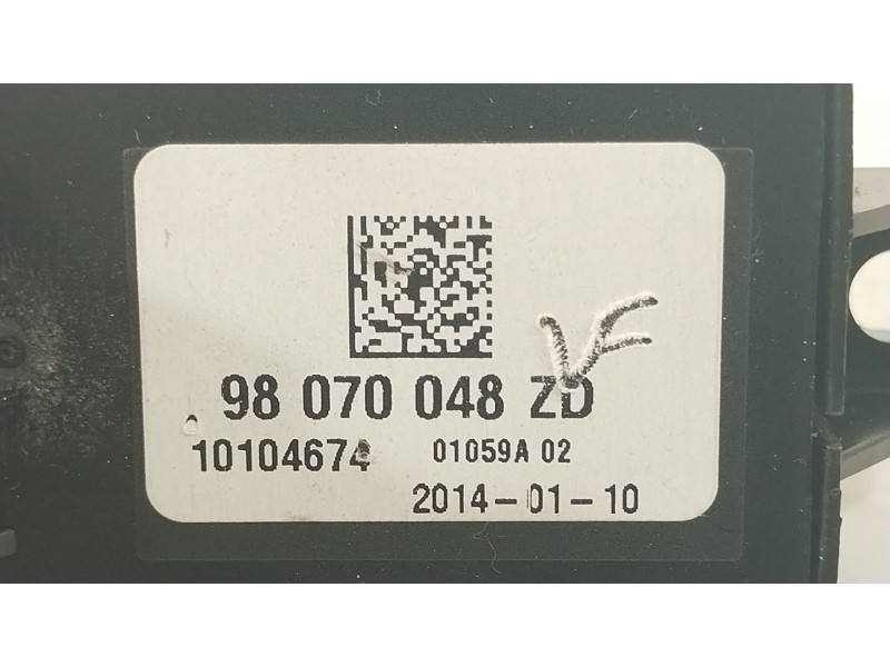 Recambio de mando multifuncion para peugeot 3008 i monospace (0u_) 1.6 vti referencia OEM IAM 98070048ZD  