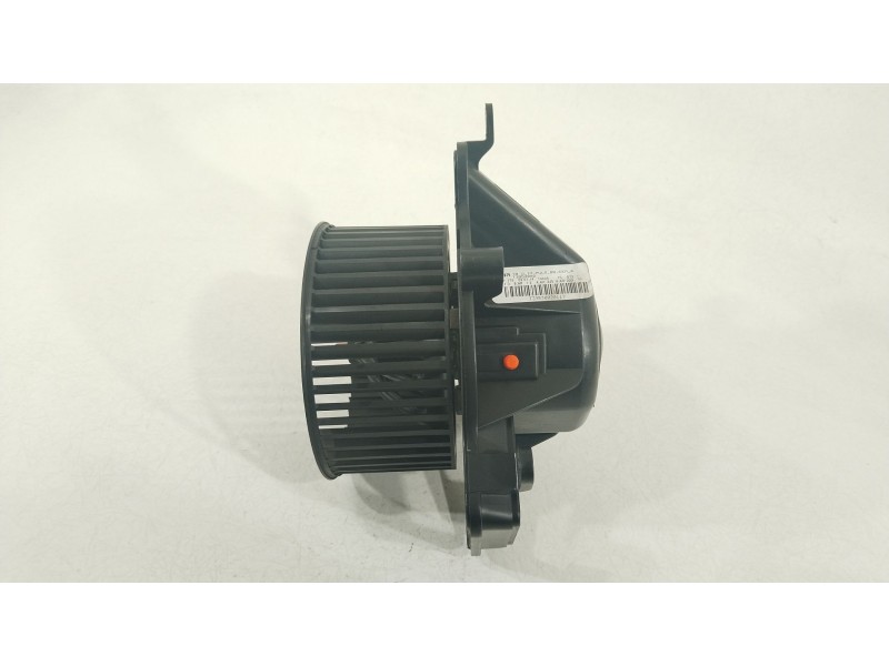 Recambio de ventilador calefaccion para peugeot 3008 i monospace (0u_) 1.6 vti referencia OEM IAM T3953002 6441CP 