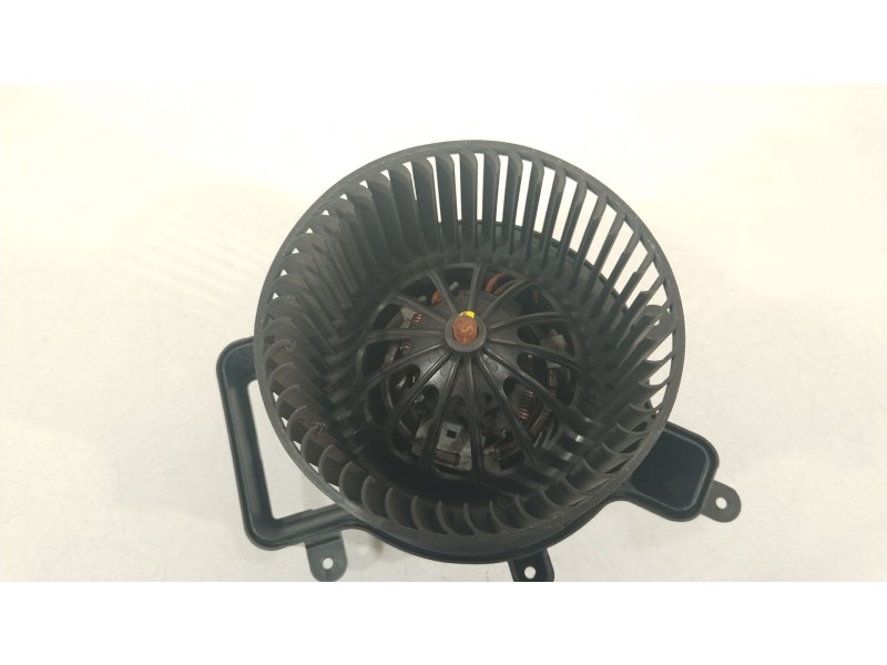 Recambio de ventilador calefaccion para peugeot 3008 i monospace (0u_) 1.6 vti referencia OEM IAM T3953002 6441CP 