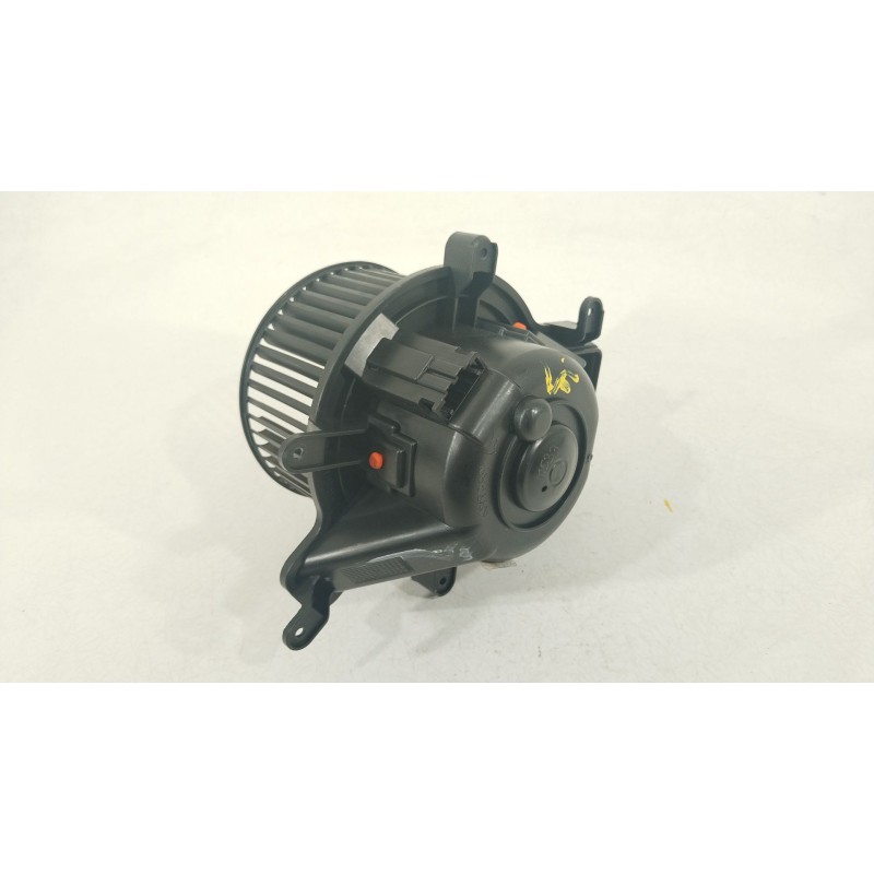 Recambio de ventilador calefaccion para peugeot 3008 i monospace (0u_) 1.6 vti referencia OEM IAM T3953002 6441CP 