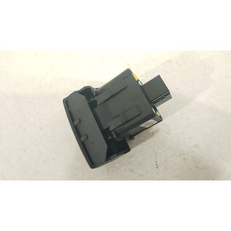 Recambio de palanca freno de mano para peugeot 3008 i monospace (0u_) 1.6 vti referencia OEM IAM 9666405677  