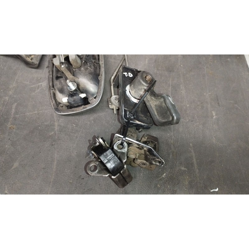 Recambio de cerradura puerta trasera derecha para fiat doblo furgoneta/monovolumen (223_) 1.3 d multijet referencia OEM IAM   