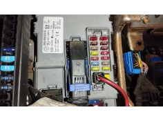 Recambio de caja reles / fusibles para fiat doblo furgoneta/monovolumen (223_) 1.3 d multijet referencia OEM IAM 518855310  