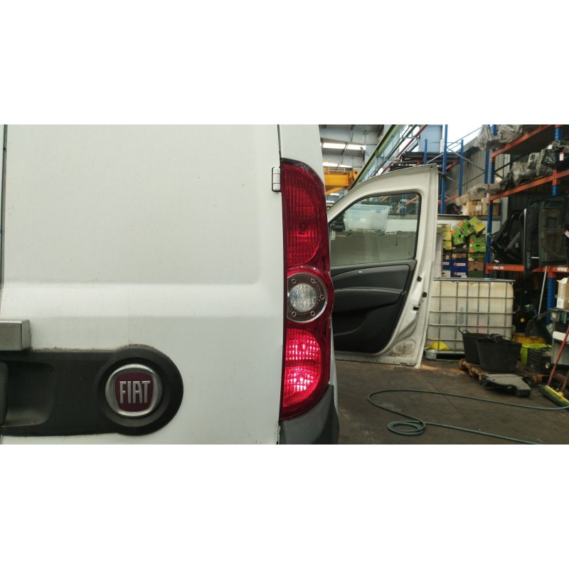 Recambio de piloto trasero derecho para fiat doblo furgoneta/monovolumen (223_) 1.3 d multijet referencia OEM IAM 51810673  