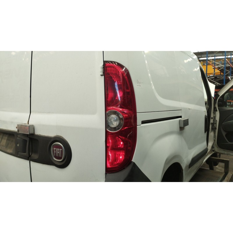 Recambio de piloto trasero derecho para fiat doblo furgoneta/monovolumen (223_) 1.3 d multijet referencia OEM IAM 51810673  