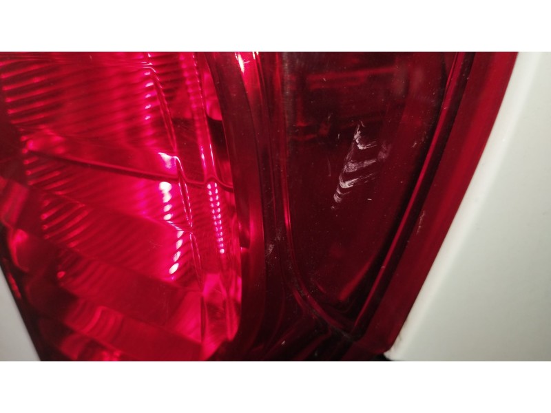 Recambio de piloto trasero derecho para fiat doblo furgoneta/monovolumen (223_) 1.3 d multijet referencia OEM IAM 51810673  