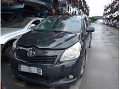 toyota verso (_r2_) del año 2010 2