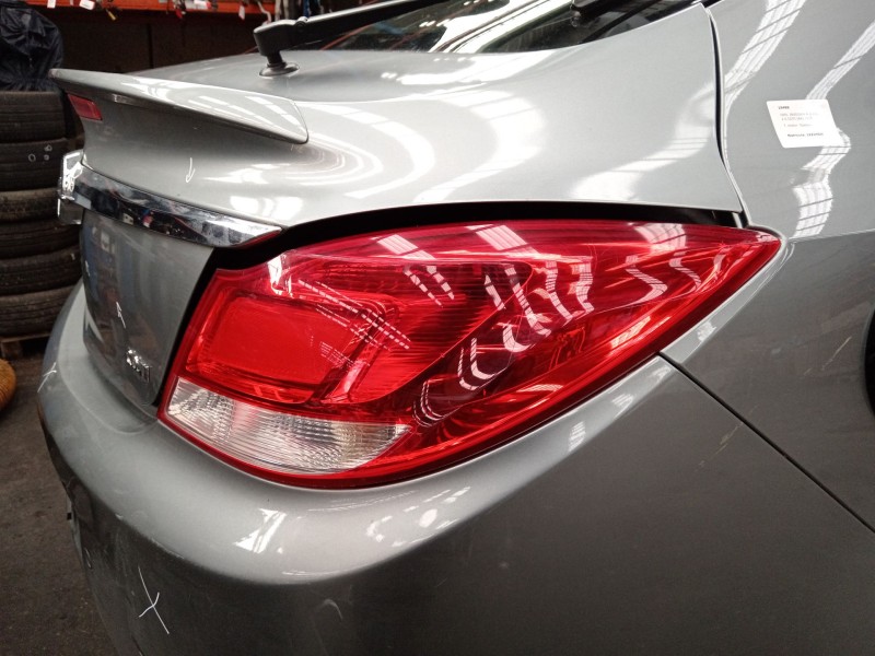 Recambio de piloto trasero derecho para opel insignia a (g09) 2.0 cdti (68) referencia OEM IAM   
