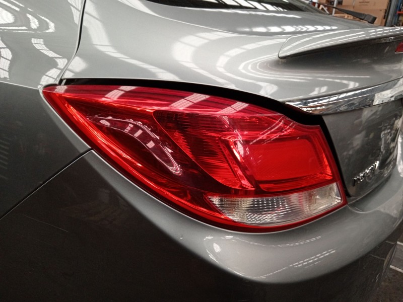 Recambio de piloto trasero izquierdo para opel insignia a (g09) 2.0 cdti (68) referencia OEM IAM   