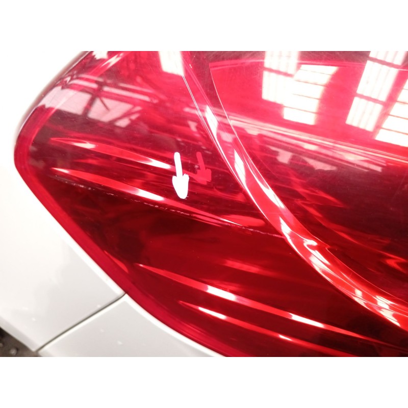 Recambio de piloto trasero izquierdo para renault clio iii grandtour (kr0/1_) 1.5 dci referencia OEM IAM 8200586843  