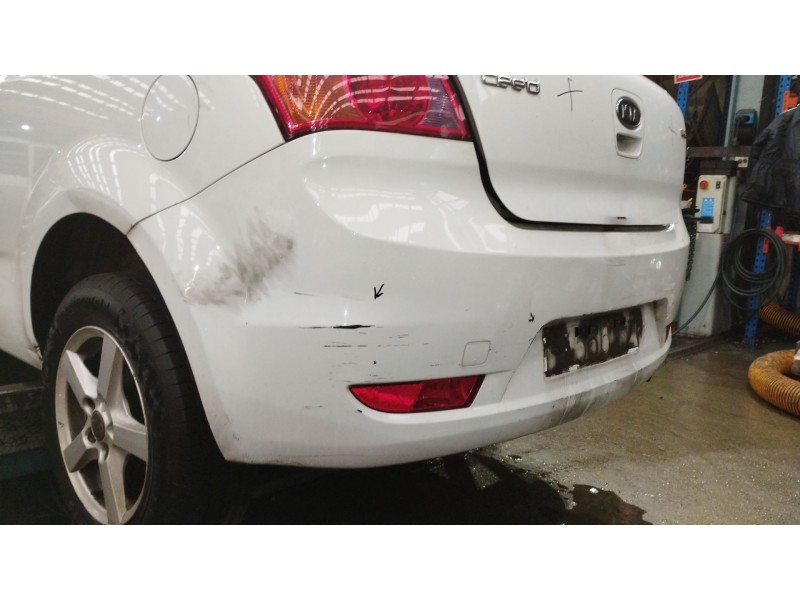 Recambio de paragolpes trasero para kia cee´d hatchback (ed) 1.6 crdi 90 referencia OEM IAM   