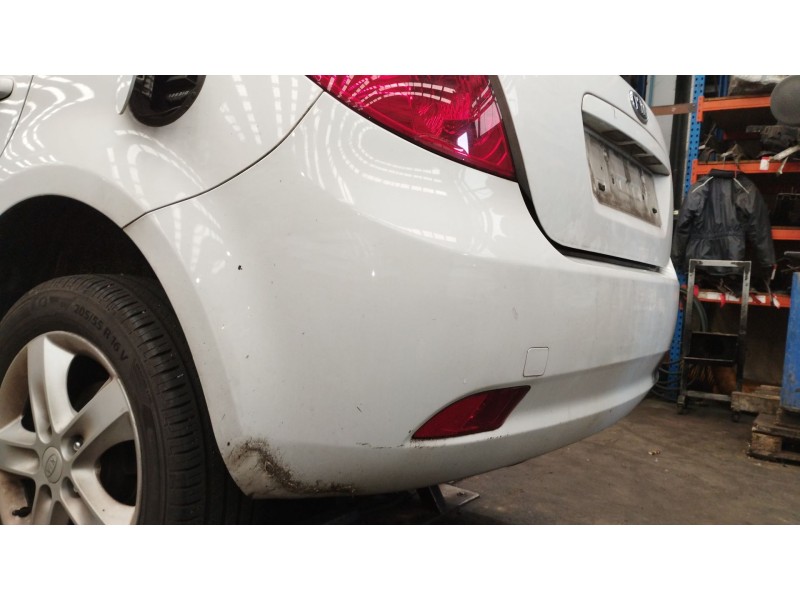 Recambio de paragolpes trasero para kia cee´d hatchback (ed) 1.6 crdi 115 referencia OEM IAM   