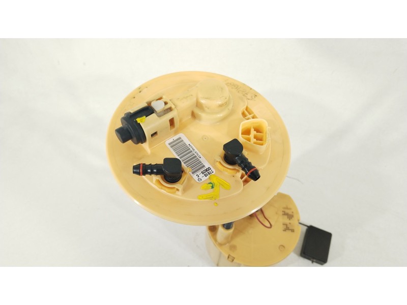 Recambio de bomba combustible para toyota yaris (_p9_) 1.4 d-4d (nlp90_) referencia OEM IAM 770100D020  