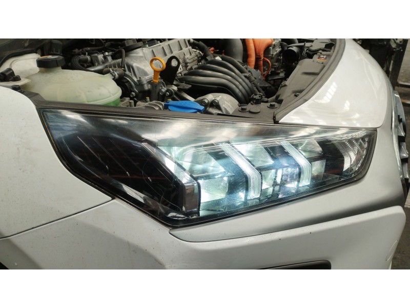Recambio de faro derecho para hyundai ioniq (ae) 1.6 gdi hybrid referencia OEM IAM 92102G2200 92101G2200 