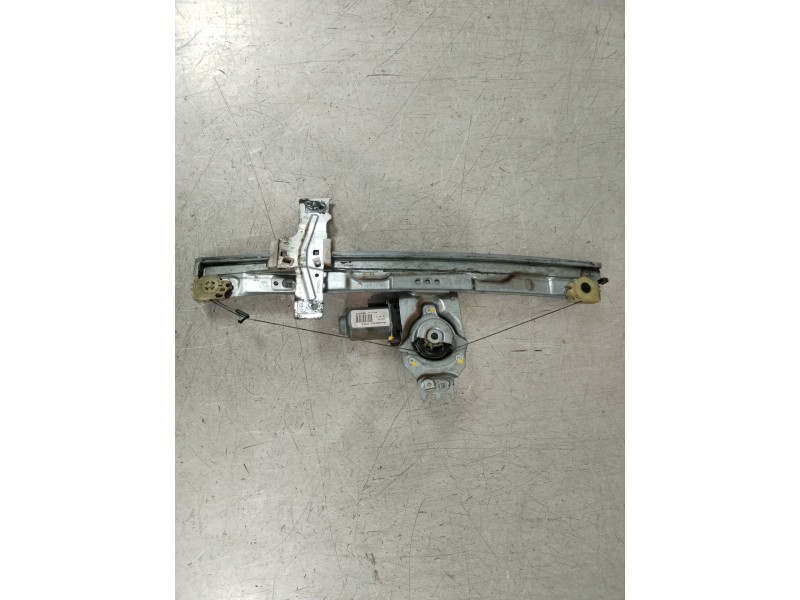 Recambio de elevalunas delantero derecho para peugeot 207 confort referencia OEM IAM 9681182280 400912D 9222W9
