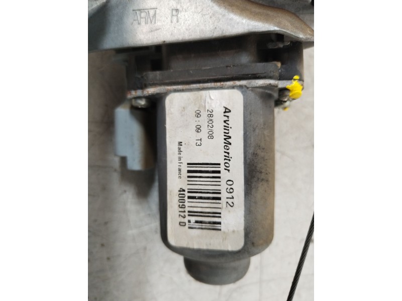 Recambio de elevalunas delantero derecho para peugeot 207 confort referencia OEM IAM 9681182280 400912D 9222W9