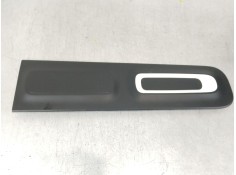 Recambio de moldura puerta delantera derecha para citroën c3 iii (sx) 1.5 bluehdi 100 (sxyhyp, sxyhtu) referencia OEM IAM 983348