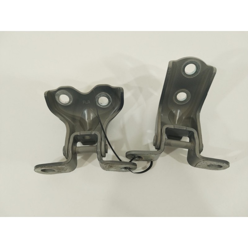 Recambio de bisagra puerta delantera derecha para hyundai i20 iii (bc3, bi3) 1.2 referencia OEM IAM 793201Y000  793251Y000