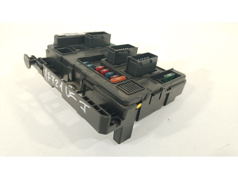 Recambio de caja reles / fusibles para citroën c2 (jm_) 1.4 hdi referencia OEM IAM 9643498880 T118470003G BSMB3