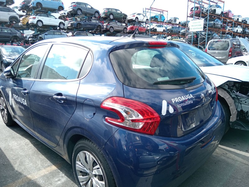 peugeot 208 i (ca_, cc_) del año 2013