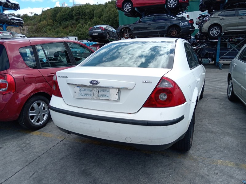 ford mondeo iv sedán (ba7) del año 2004