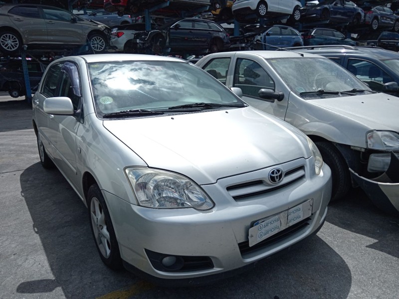 toyota corolla (_e12_) del año 2009