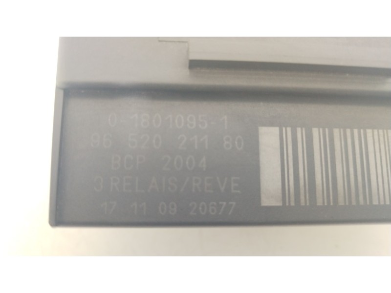 Recambio de caja precalentamiento para peugeot expert autobús (v_) 1.6 bluehdi 115 referencia OEM IAM 9652021180  