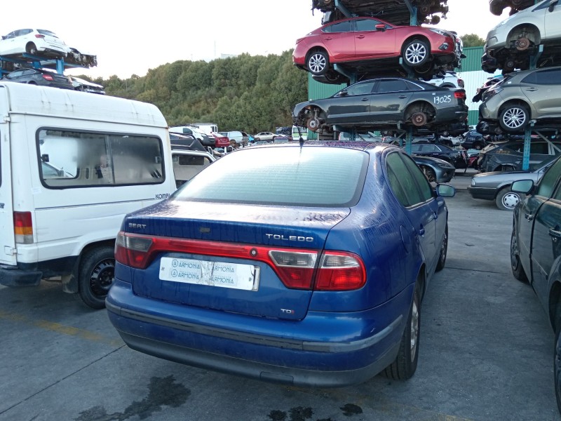 seat toledo ii (1m2) del año 2000