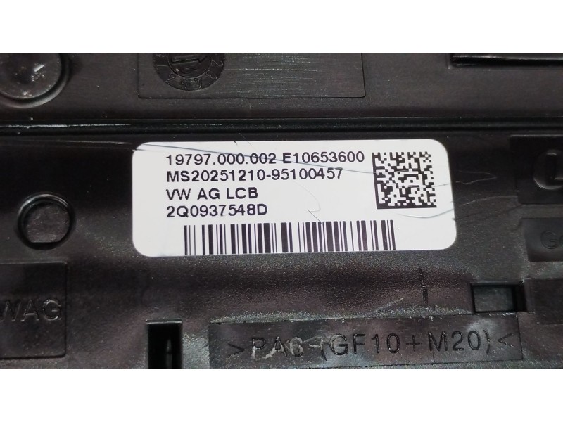 Recambio de caja reles / fusibles para seat arona (kj7, kjp) 1.5 tsi referencia OEM IAM 2Q0937548D  