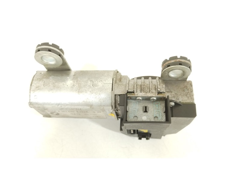 Recambio de motor limpia trasero para bmw 5 touring (e39) 520 d referencia OEM IAM 8361640  