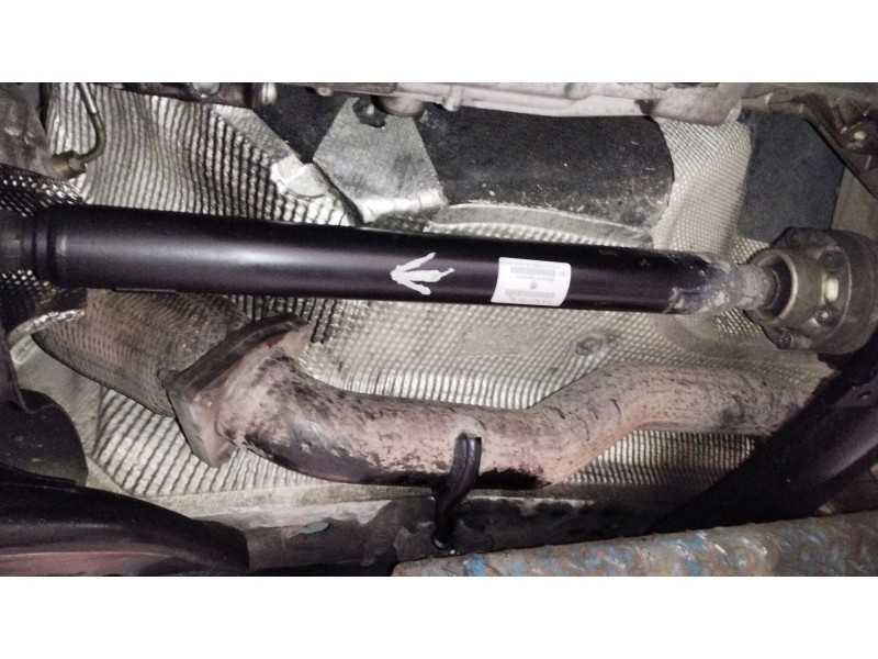 Recambio de transmision central delantera para volkswagen touareg (7la, 7l6, 7l7) 2.5 r5 tdi referencia OEM IAM 7L6521101G  