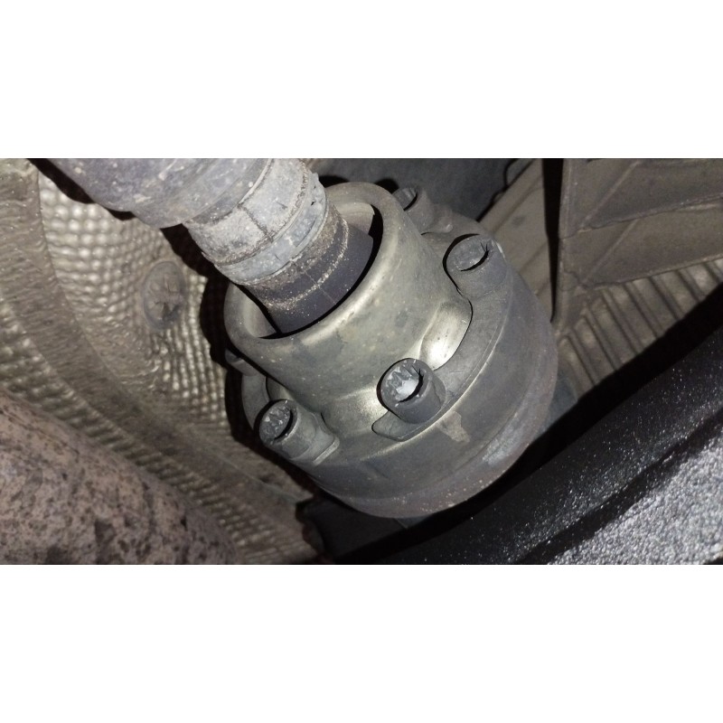Recambio de transmision central delantera para volkswagen touareg (7la, 7l6, 7l7) 2.5 r5 tdi referencia OEM IAM 7L6521101G  