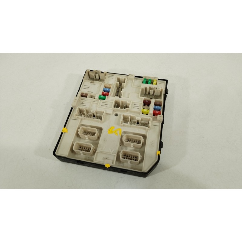 Recambio de caja reles / fusibles para renault scénic iii (jz0/1_) 1.5 dci referencia OEM IAM 284B62069R USM2010 