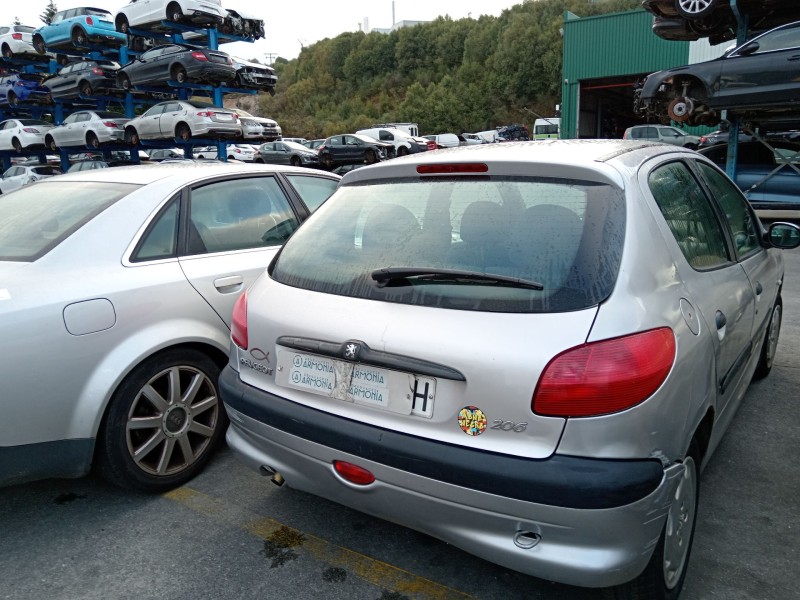 peugeot 206 hatchback (2a/c) del año 1999