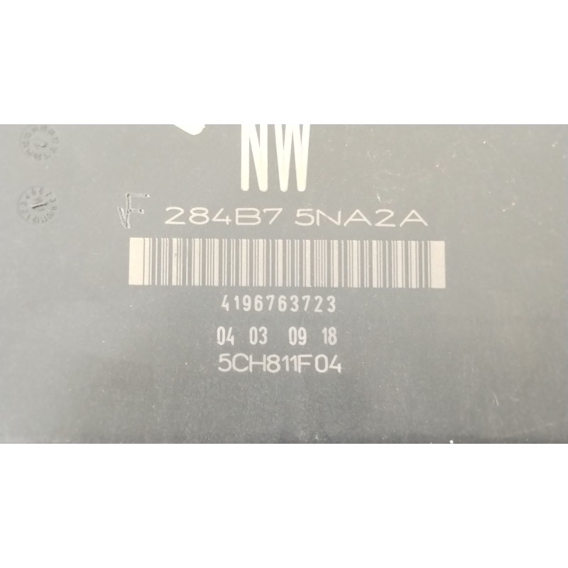 Recambio de caja reles / fusibles para nissan qashqai ii (j11, j11_) 1.3 dig-t referencia OEM IAM 284B75NA2A  