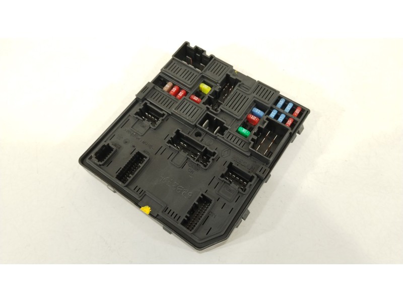 Recambio de caja reles / fusibles para nissan qashqai ii (j11, j11_) 1.3 dig-t referencia OEM IAM 284B75NA2A  