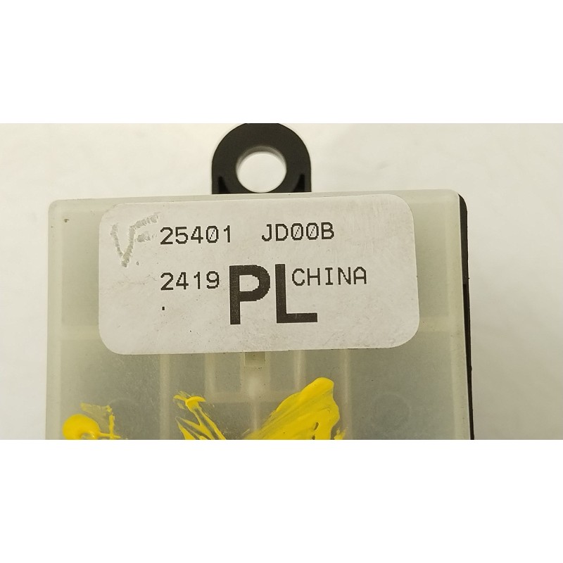Recambio de mando elevalunas delantero izquierdo para nissan qashqai i (j10, nj10) 1.5 dci referencia OEM IAM 25401JD00B  