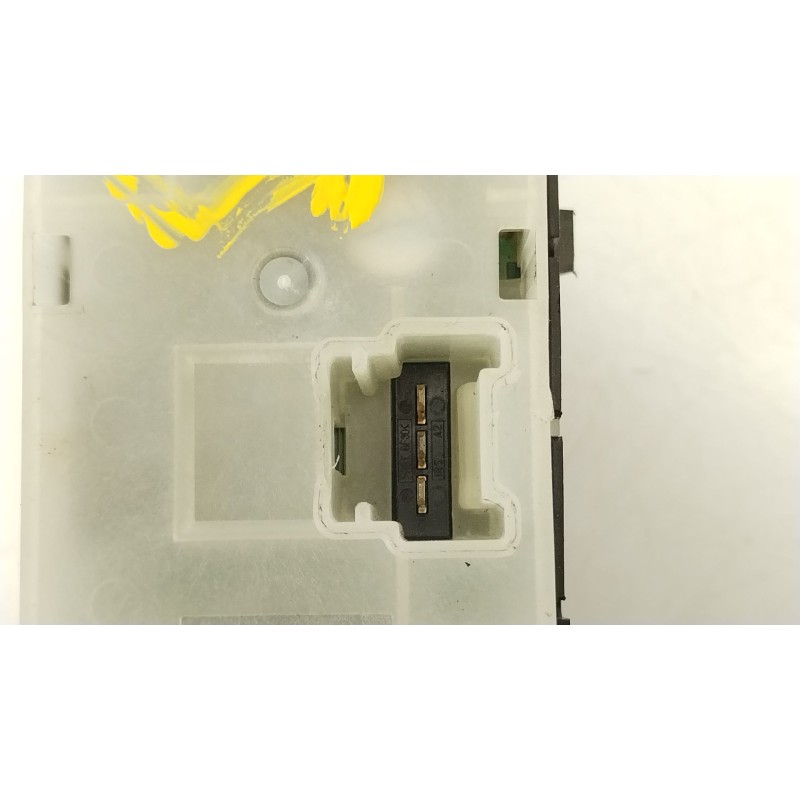Recambio de mando elevalunas delantero izquierdo para nissan qashqai i (j10, nj10) 1.5 dci referencia OEM IAM 25401JD00B  