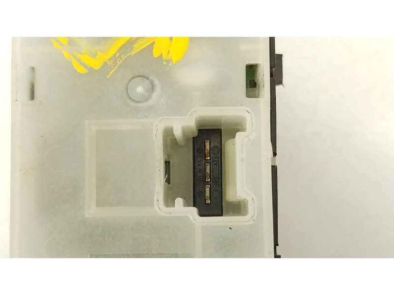 Recambio de mando elevalunas delantero izquierdo para nissan qashqai i (j10, nj10) 1.5 dci referencia OEM IAM 25401JD00B  