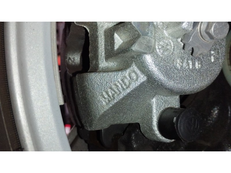 Recambio de pinza freno delantera derecha para seat arona (kj7, kjp) 1.5 tsi referencia OEM IAM 2Q0615106AJ  
