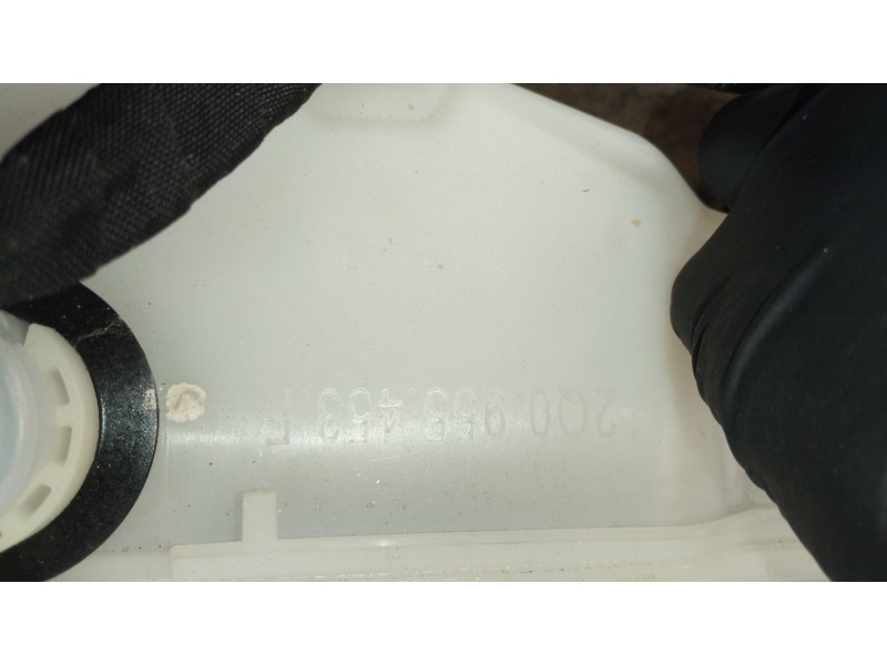 Recambio de deposito limpia para seat arona (kj7, kjp) 1.5 tsi referencia OEM IAM 2Q0955453F  
