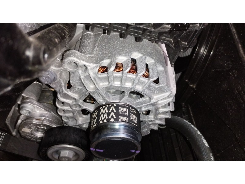 Recambio de alternador para seat arona (kj7, kjp) 1.5 tsi referencia OEM IAM 05E903026K TG14LLD 05E903026K