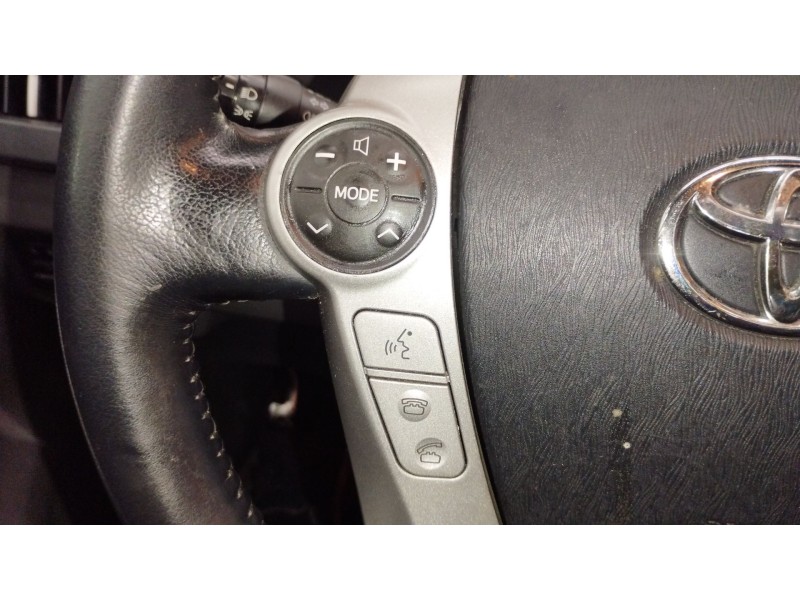 Recambio de volante para toyota prius (_w3_) 1.8 hybrid (zvw3_) referencia OEM IAM   