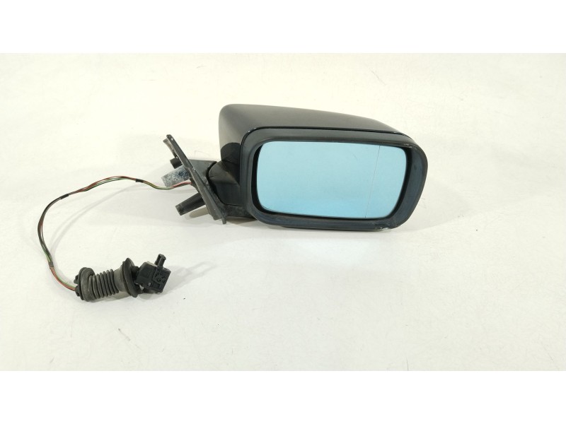 Recambio de retrovisor derecho para bmw 5 touring (e39) 520 d referencia OEM IAM 51168266604  