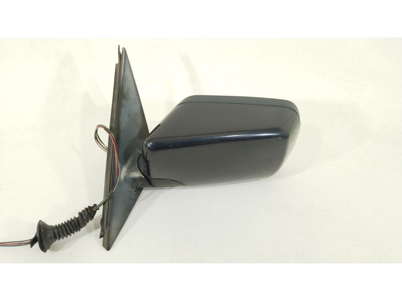 Recambio de retrovisor izquierdo para bmw 5 touring (e39) 520 d referencia OEM IAM 51168266601  