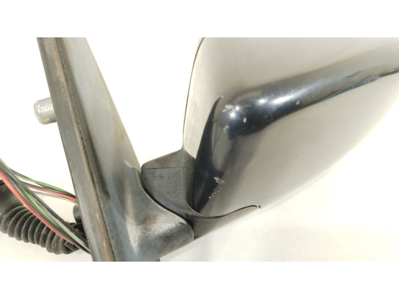 Recambio de retrovisor izquierdo para bmw 5 touring (e39) 520 d referencia OEM IAM 51168266601  