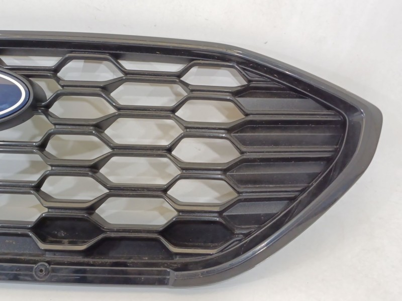 Recambio de rejilla delantera para ford puma (j2k, cf7) 1.0 ecoboost referencia OEM IAM R11TB8B271B R1TB8200C 