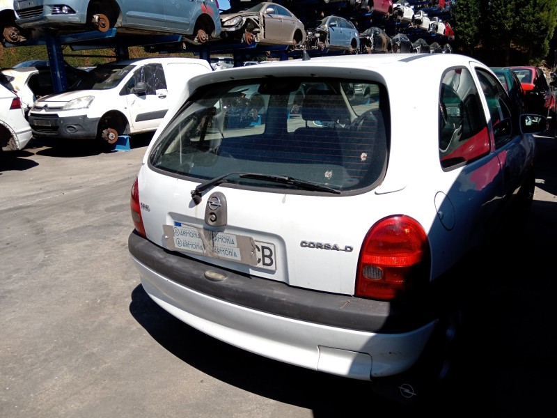 opel corsa b (s93) del año 1999