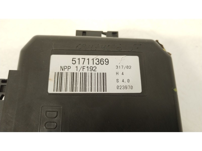Recambio de modulo electronico para fiat stilo (192_) 1.9 jtd (192_xe1a) referencia OEM IAM 51711369  